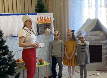 Лялькова вистава «Зайчик застудився» старшої групи «В»