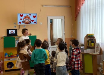 «Нумо діти разом грати - супер сили розвивати» або «Допомога чарівним Іскоркам»